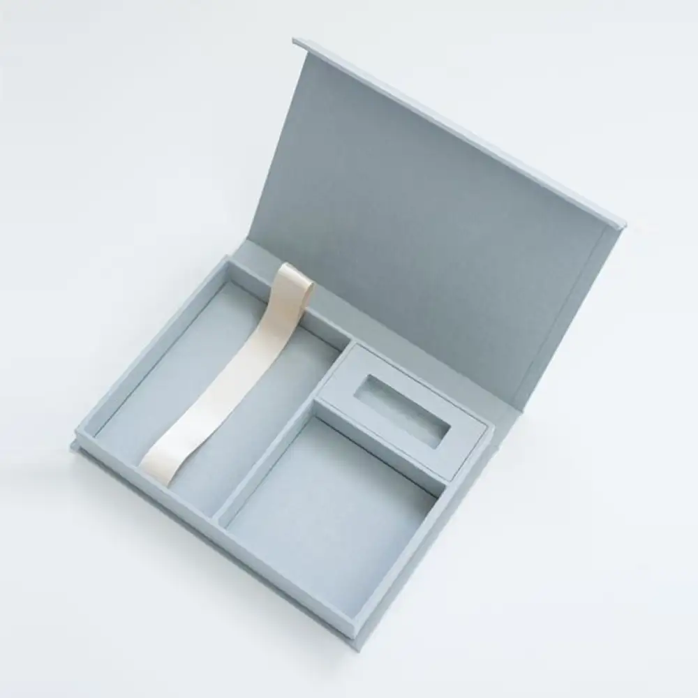 Custom Greeting Card Boxes