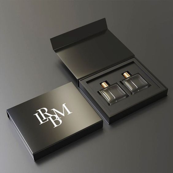 Gift Box with Magnetic Lid